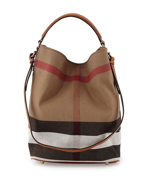 burberry ashby hobo tasche|Burberry Ashby Medium Tassel Hobo .